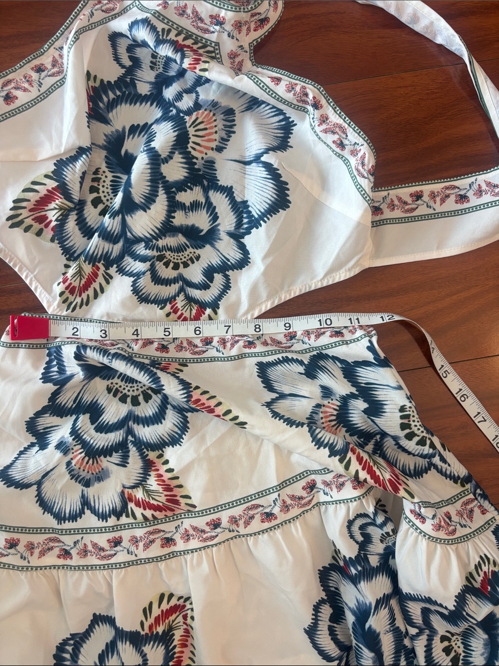 NWT. Commense Cream Dress with Blue Flowers - Picture 6 of 7